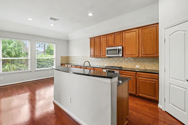 2713 Autumn Falls Drive, Pearland, TX 77584