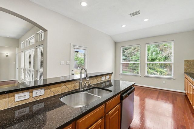 2713 Autumn Falls Drive, Pearland, TX 77584