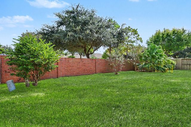 2713 Autumn Falls Drive, Pearland, TX 77584