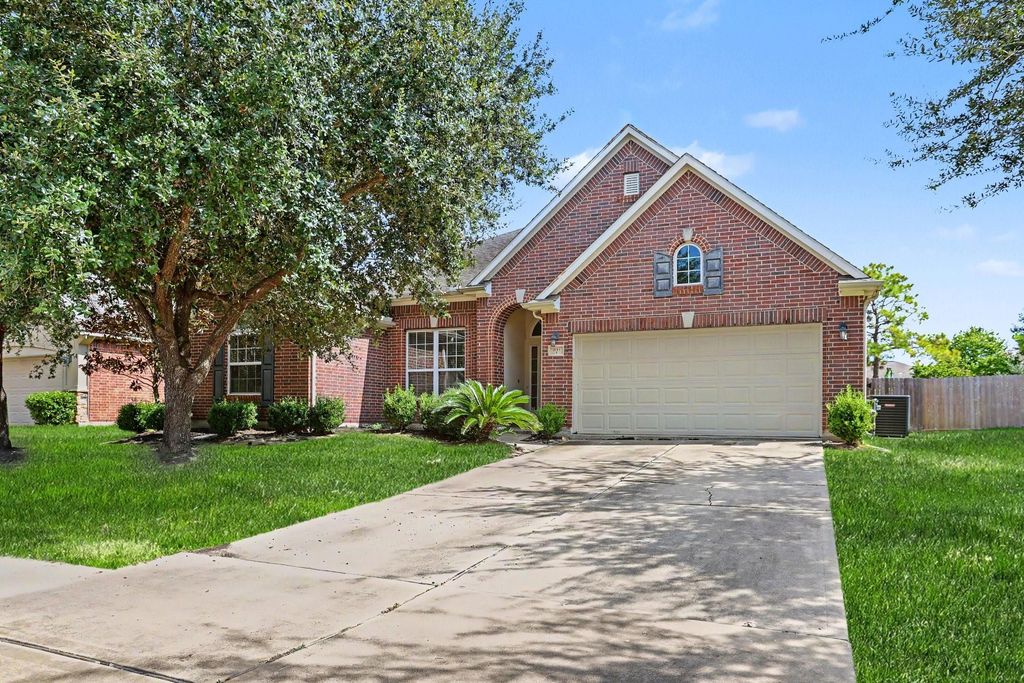 2713 Autumn Falls Drive, Pearland, TX 77584