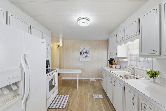 2013 WAILUA DRIVE, Holiday, FL 34691