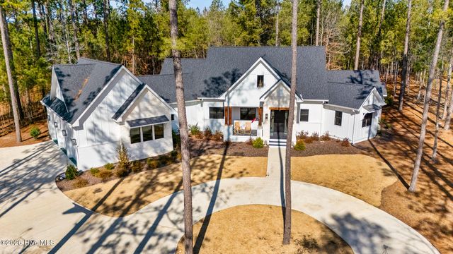 32 Elkton Drive, Pinehurst, NC 28374