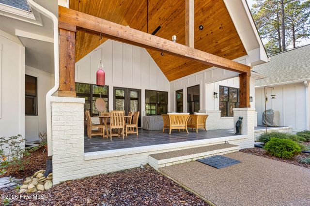 32 Elkton Drive, Pinehurst, NC 28374