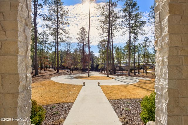 32 Elkton Drive, Pinehurst, NC 28374