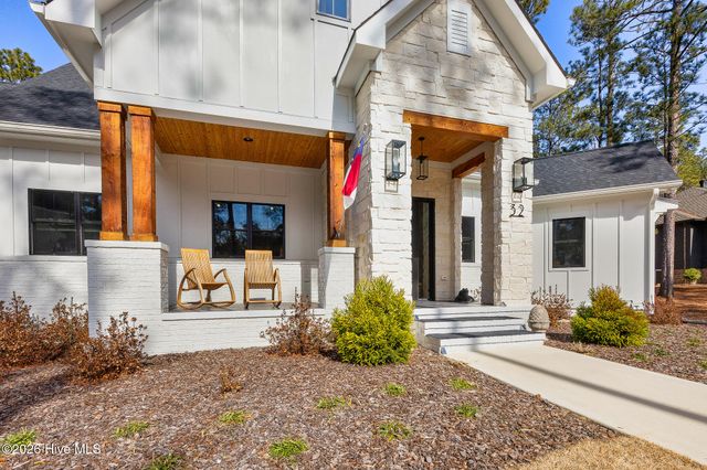 32 Elkton Drive, Pinehurst, NC 28374