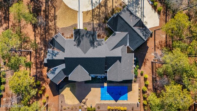 32 Elkton Drive, Pinehurst, NC 28374