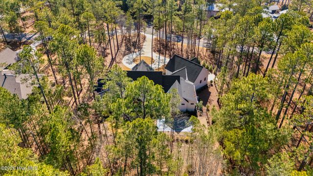 32 Elkton Drive, Pinehurst, NC 28374