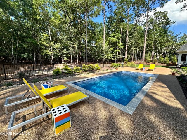 32 Elkton Drive, Pinehurst, NC 28374