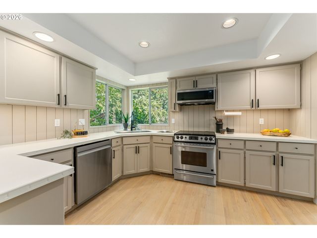 15455 Sw Gleneden Dr, Beaverton, OR 97007