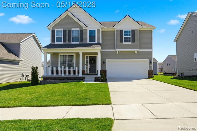241 Quartz Way, White Lake, MI 48386