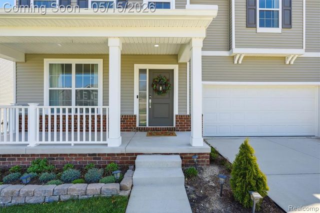 241 Quartz Way, White Lake, MI 48386