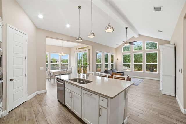 5200 Cornflower DR, Austin, TX 78739