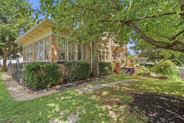 1521 Liberty Street, Parkersburg, WV 26101
