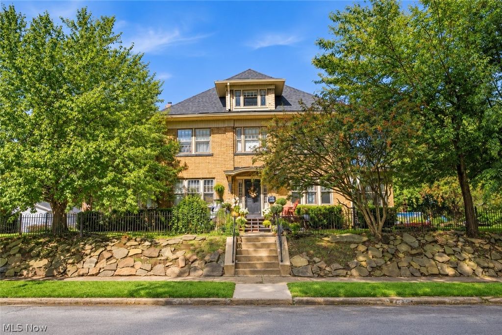 1521 Liberty Street, Parkersburg, WV 26101