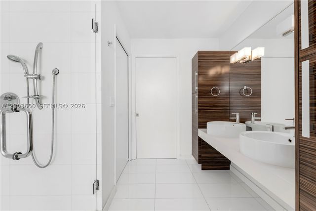 2020 N Bayshore Dr 608, Miami, FL 33137