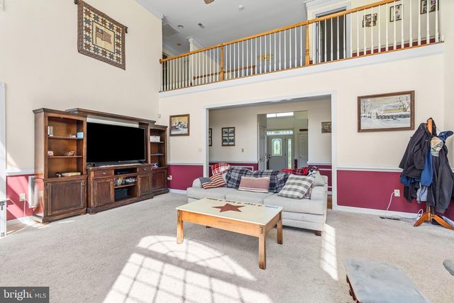 12719 AILANTHUS DR, Hagerstown, MD 21742