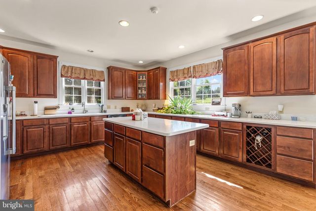 12719 AILANTHUS DR, Hagerstown, MD 21742