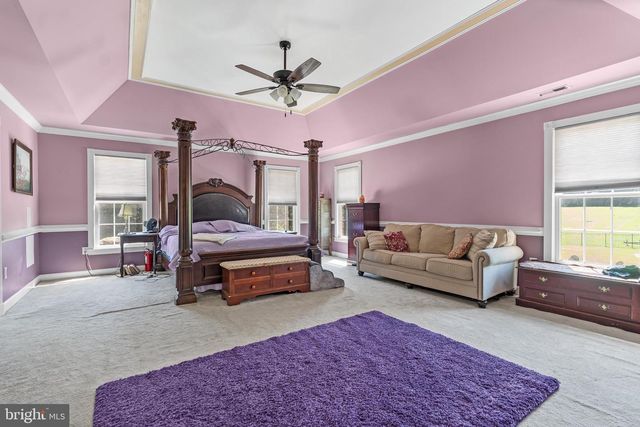 12719 AILANTHUS DR, Hagerstown, MD 21742
