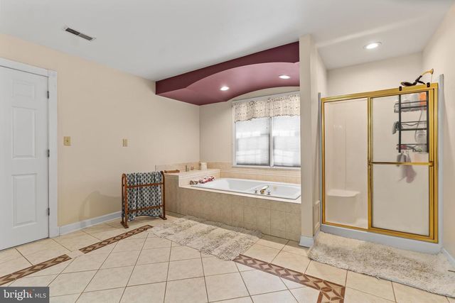 12719 AILANTHUS DR, Hagerstown, MD 21742