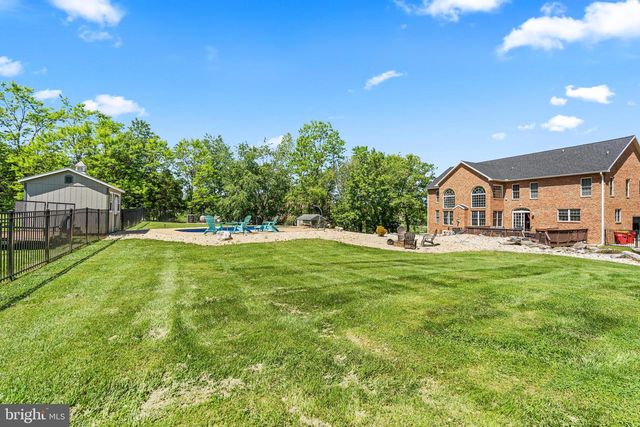 12719 AILANTHUS DR, Hagerstown, MD 21742