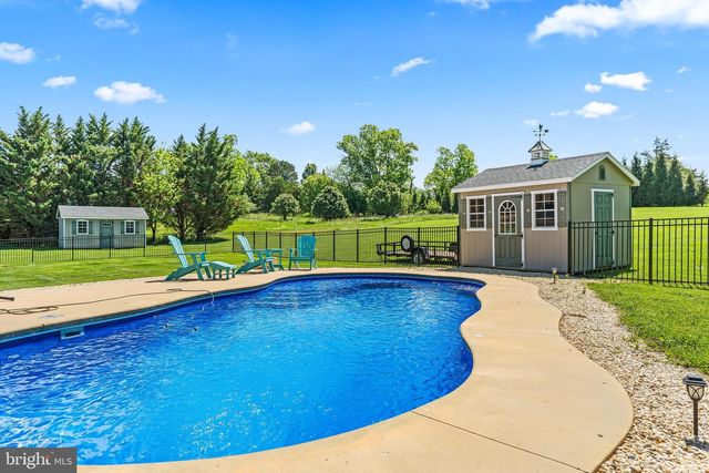 12719 AILANTHUS DR, Hagerstown, MD 21742