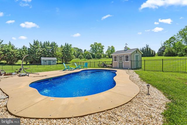 12719 AILANTHUS DR, Hagerstown, MD 21742