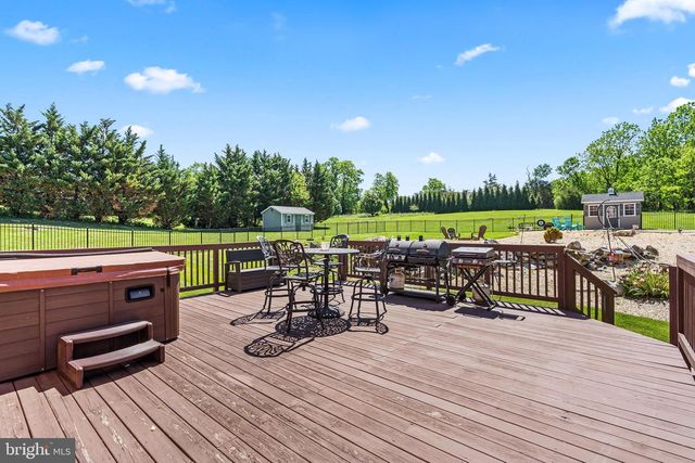 12719 AILANTHUS DR, Hagerstown, MD 21742