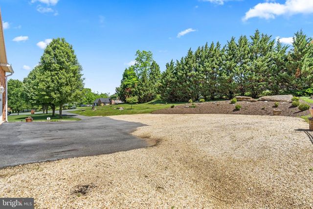 12719 AILANTHUS DR, Hagerstown, MD 21742