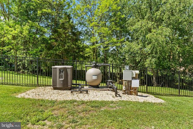 12719 AILANTHUS DR, Hagerstown, MD 21742