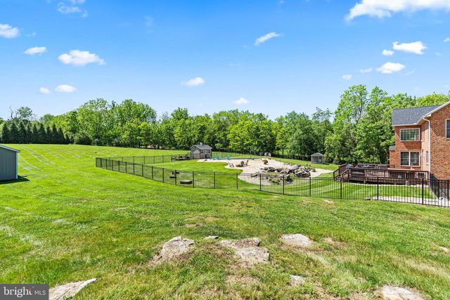 12719 AILANTHUS DR, Hagerstown, MD 21742