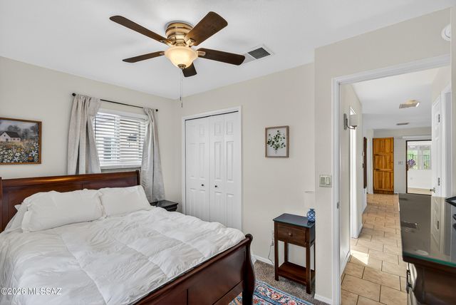 11 W Forrest Feezor Street, Corona De Tucson, AZ 85641