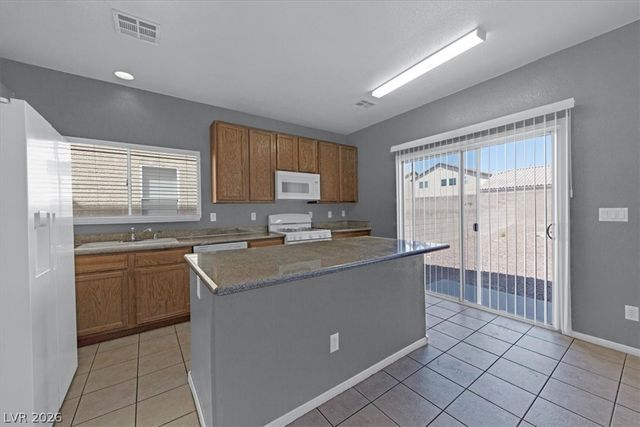 2916 Kildare Cove Ave Court, North Las Vegas, NV 89081