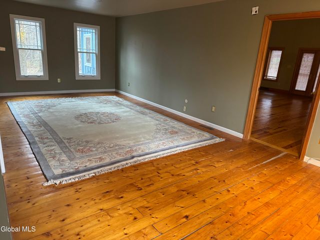 148 Appleton Road, Clifton Park, NY 12148