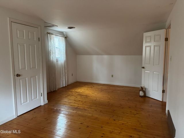 148 Appleton Road, Clifton Park, NY 12148