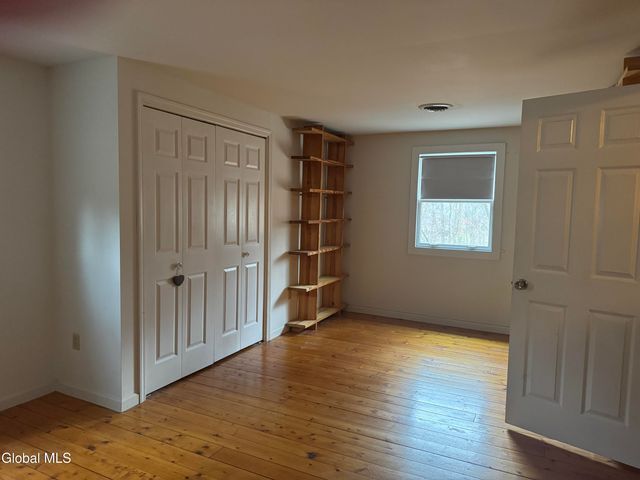 148 Appleton Road, Clifton Park, NY 12148