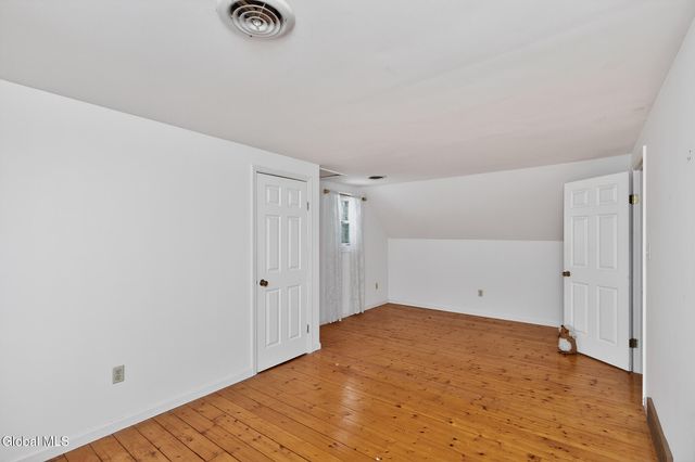 148 Appleton Road, Clifton Park, NY 12148