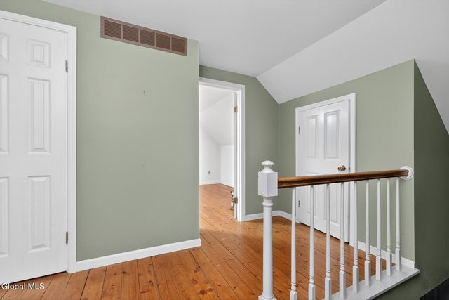 148 Appleton Road, Clifton Park, NY 12148