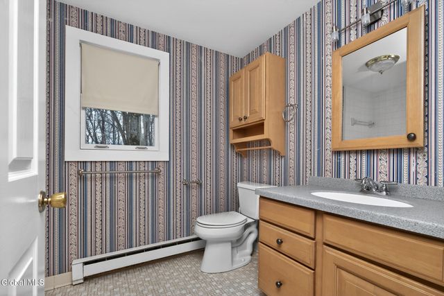 148 Appleton Road, Clifton Park, NY 12148