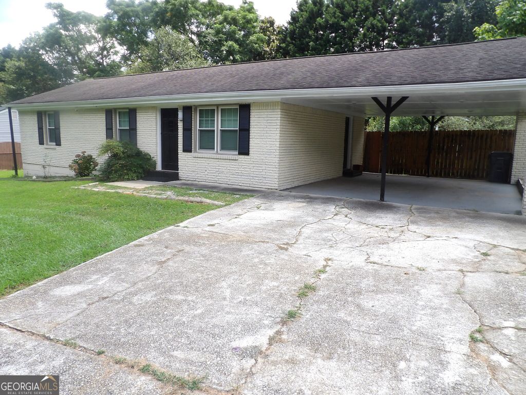 335 Bay Creek Road, Loganville, GA 30052