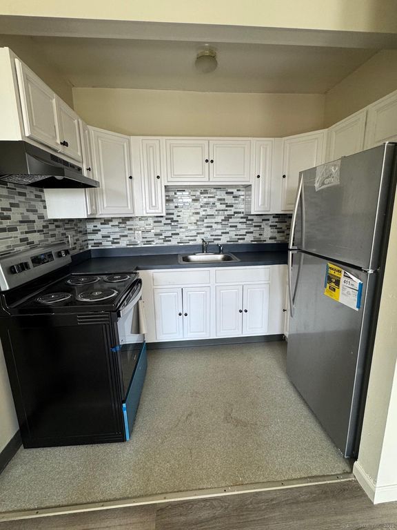 1057 East Main Street, Bridgeport, CT 06608