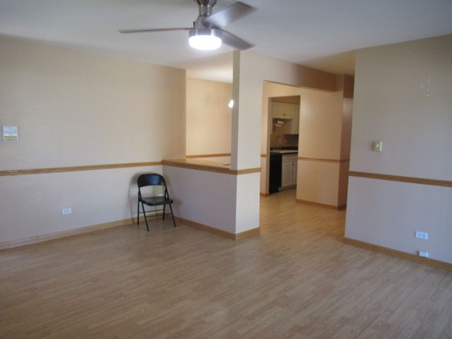15700 Terrace Drive 1, Oak Forest, IL 60452