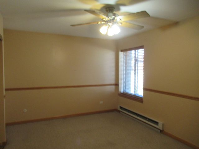 15700 Terrace Drive 1, Oak Forest, IL 60452