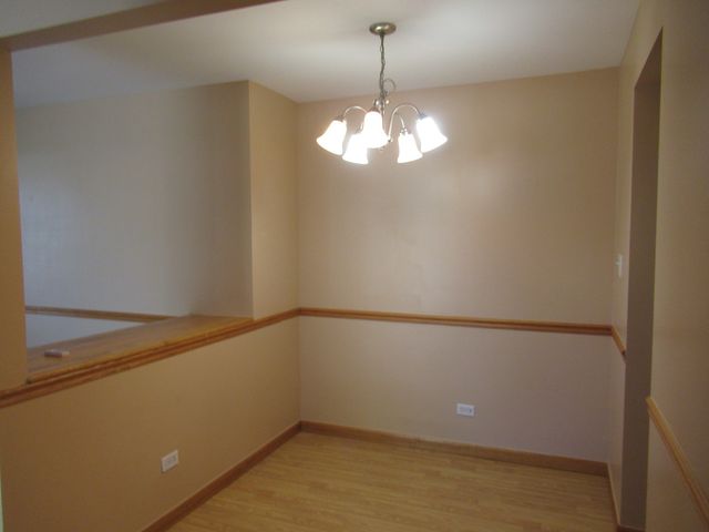 15700 Terrace Drive 1, Oak Forest, IL 60452
