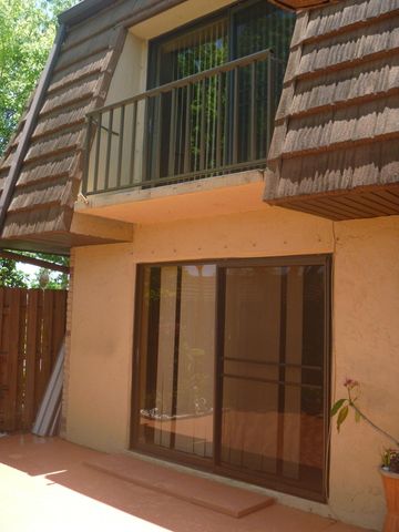 1302 Nebraska Avenue 3d, Fort Pierce, FL 34950