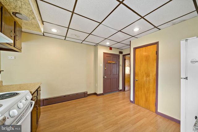 1304 JACKSON ST, Philadelphia, PA 19148