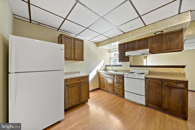 1304 JACKSON ST, Philadelphia, PA 19148