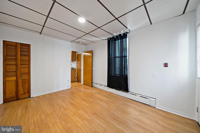 1304 JACKSON ST, Philadelphia, PA 19148