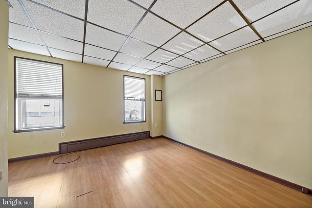 1304 JACKSON ST, Philadelphia, PA 19148