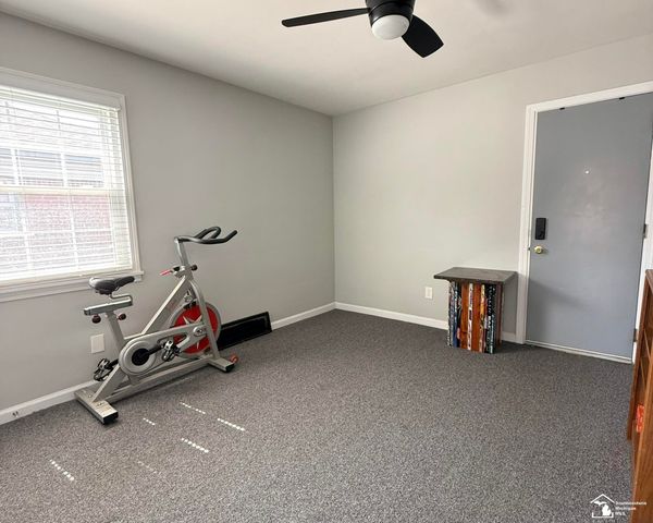 14601 Arlington Street, Allen Park, MI 48101