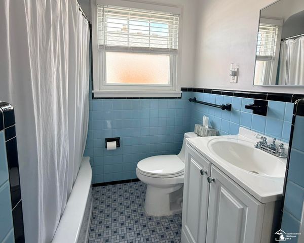 14601 Arlington Street, Allen Park, MI 48101